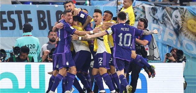 فيديو | أليسيتر يسجل هدف الأرجنتين الأول أمام بولندا في كأس العالم | كورة لايف تيفي | koora live Tv | مباريات اليوم بث مباشر جوال kooralive