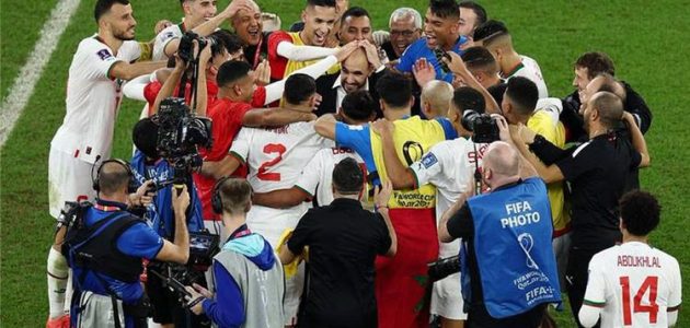 وليد الركراكي: أسمح للاعبي منتخب المغرب بلمس رأسي لجلب الحظ | كورة لايف تيفي | koora live Tv | مباريات اليوم بث مباشر جوال kooralive