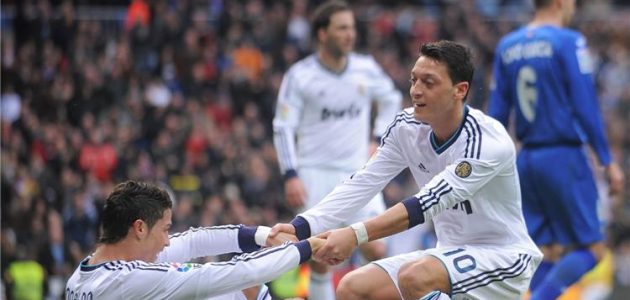 أوزيل: الإعلام يستغل اسم رونالدو للشهرة.. وعليكم احترام أعظم الرياضيين في التاريخ | كورة لايف تيفي | koora live Tv | مباريات اليوم بث مباشر جوال kooralive