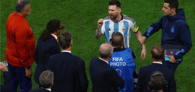 ميسي يسخر من فان جال بعد فوز الأرجنتين أمام هولندا في كأس العالم | كورة لايف تيفي | koora live Tv | مباريات اليوم بث مباشر جوال kooralive